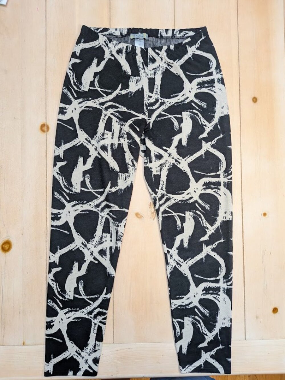 Chalet et ceci Pants M Black Gray Abstract Print Made in USA Stretch